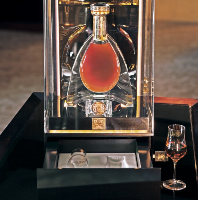 尚•马爹利至尊（L’Or de Jean Martell）干邑酒匣特别版----由法国设计师Eric Gizard倾力打造